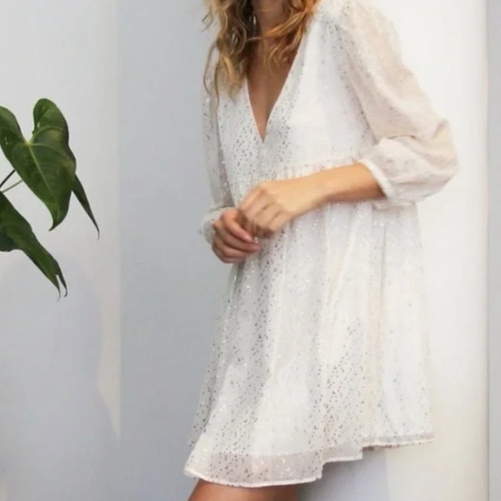 Sunday Best Aritzia Size XS Jinx White Dress with Gold Speckles